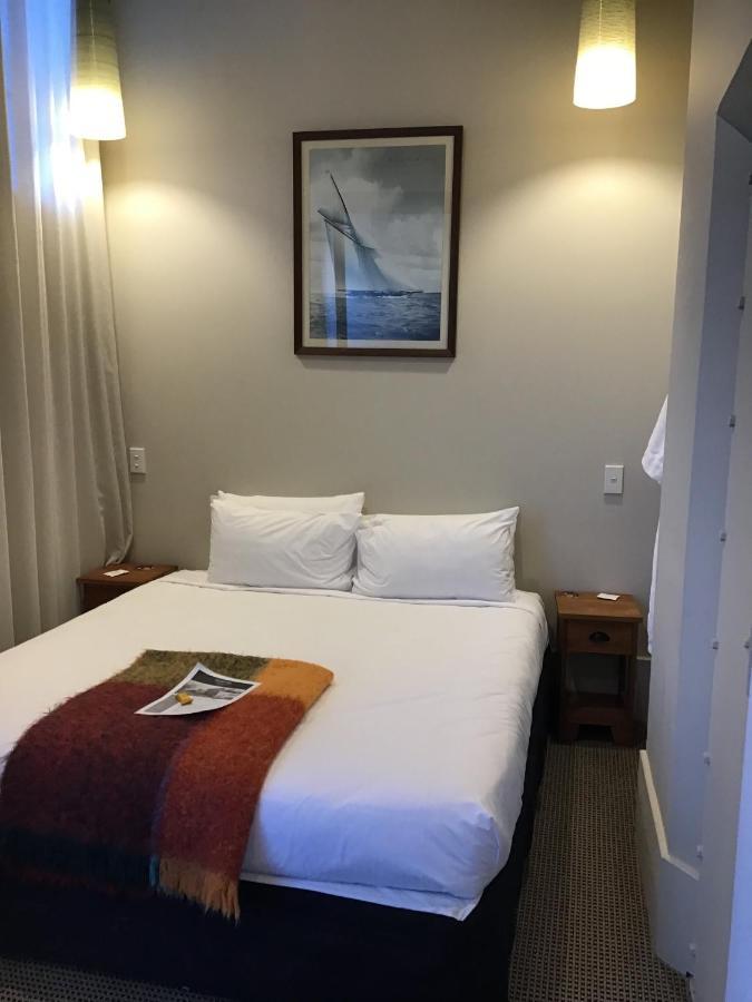 Poshtel Hotell Oamaru Exteriör bild