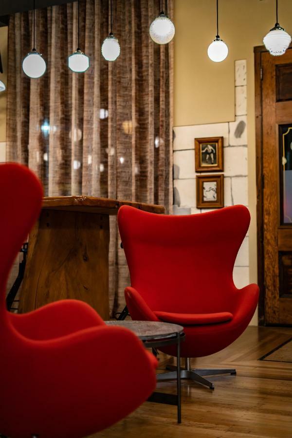 Poshtel Hotell Oamaru Exteriör bild